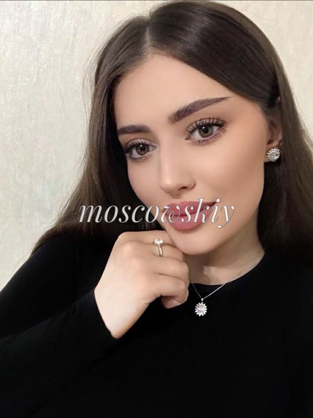 Юля, эскорт-сопровождение в Москве